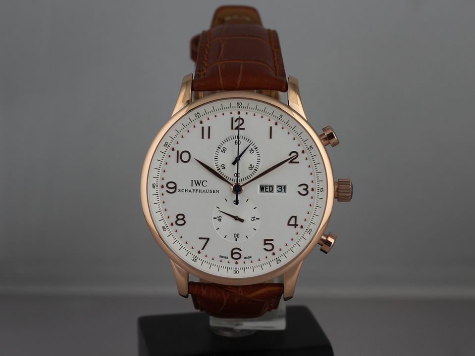 IWC watch man-208